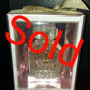 Victoria's Secret Bombshell Celebration Perfume limited Edition 1.7oz